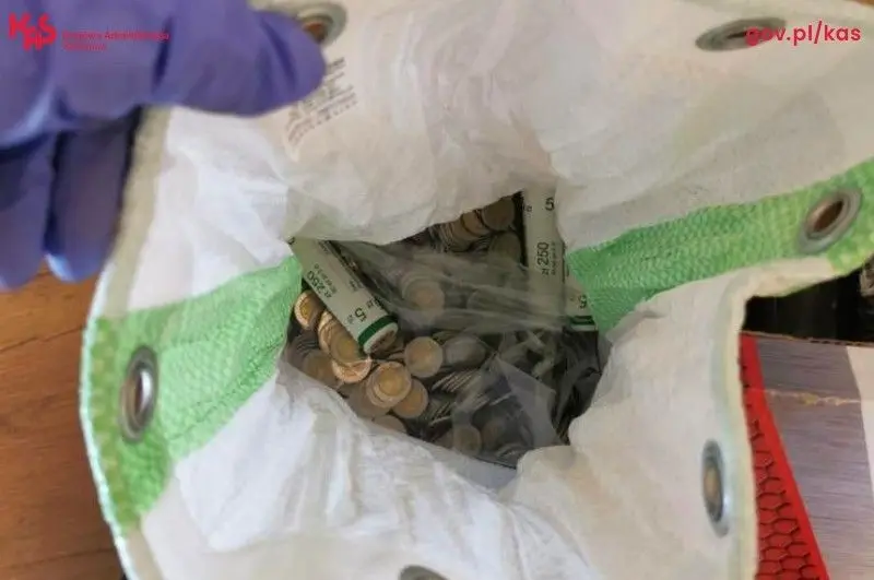 Акція податкової та поліції