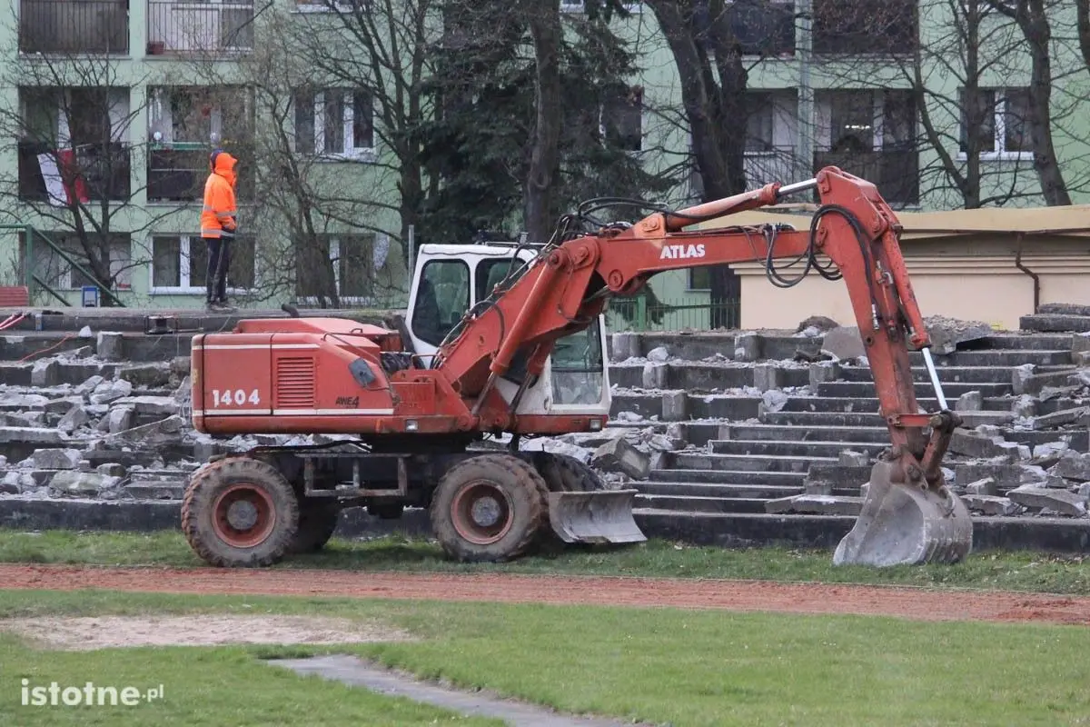 Ruszyła przebudowa stadionu miejskiego w Bolesławcu