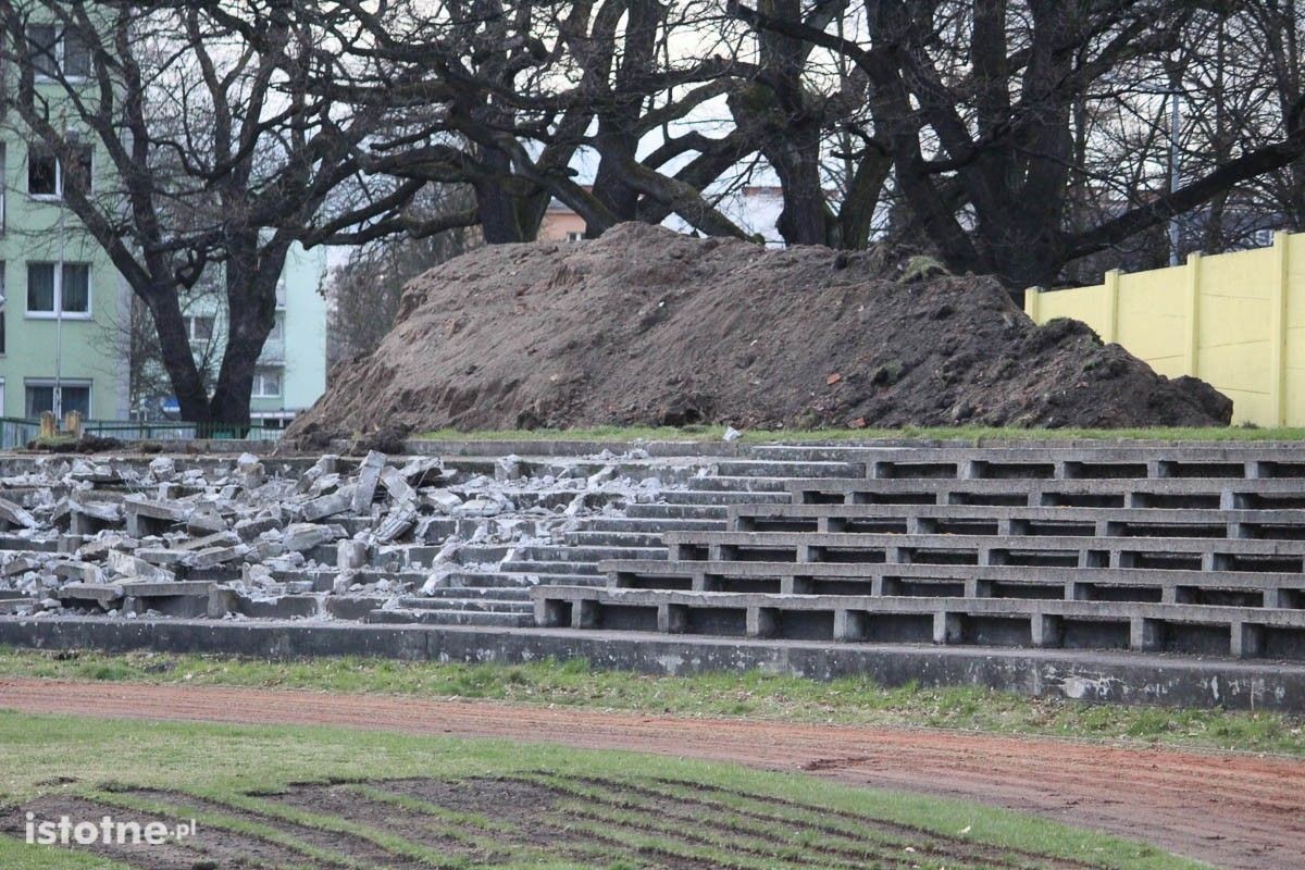Ruszyła przebudowa stadionu miejskiego w Bolesławcu