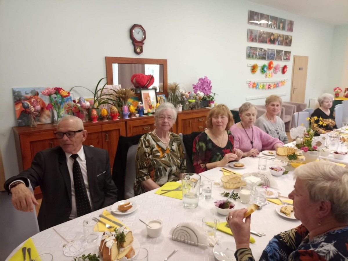 Spotkanie wielkanocne w Dziennym Domu Senior+ w Bolesławcu