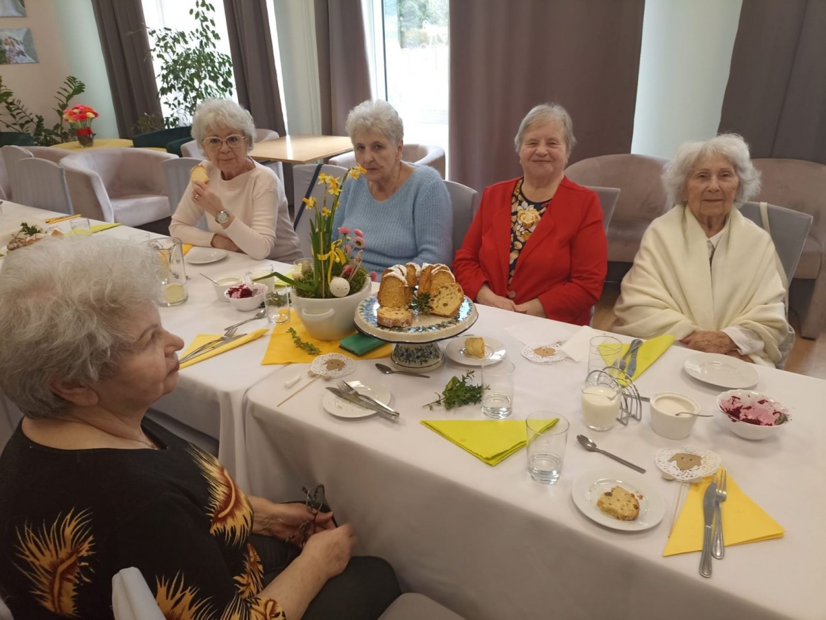Spotkanie wielkanocne w Dziennym Domu Senior+ w Bolesławcu