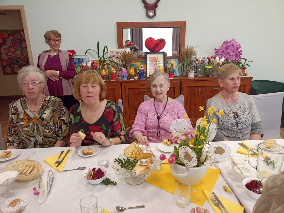 Spotkanie wielkanocne w Dziennym Domu Senior+ w Bolesławcu