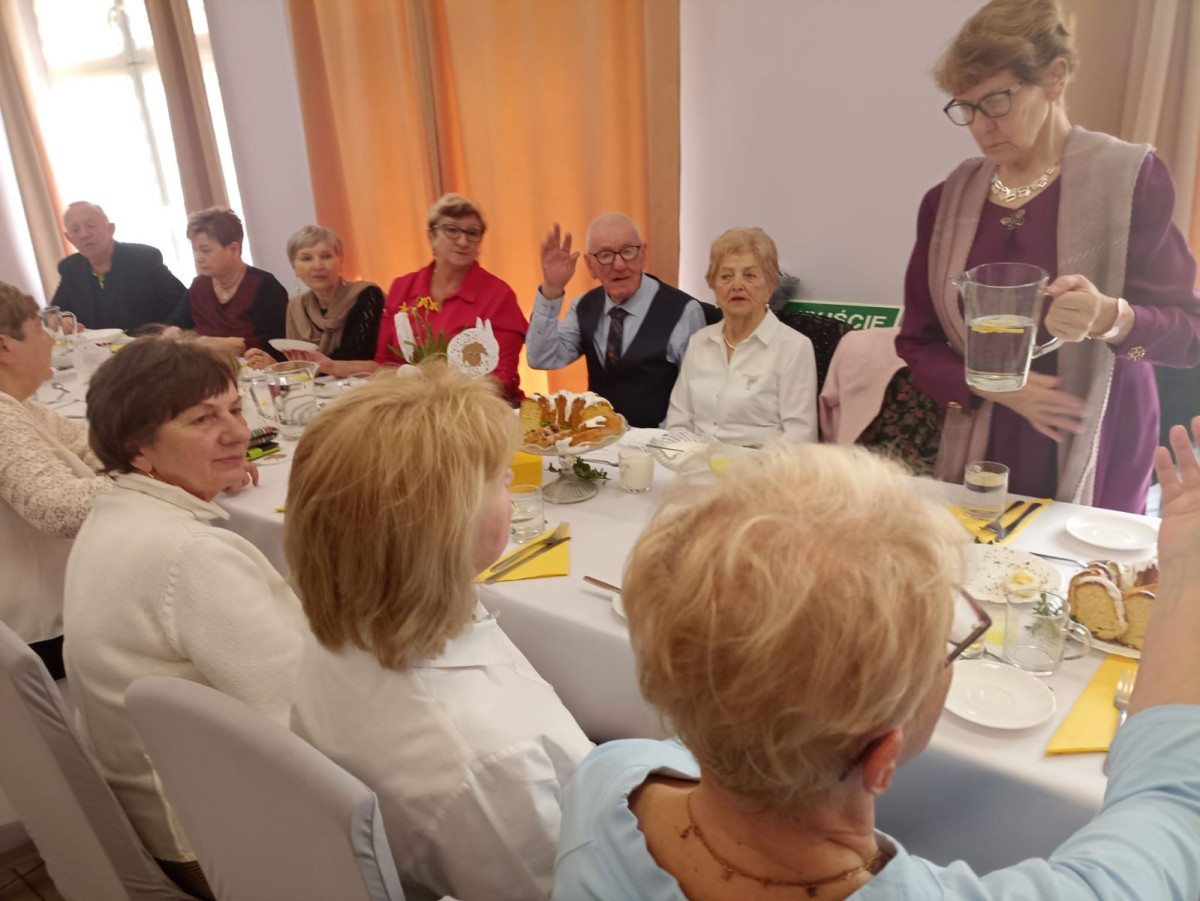 Spotkanie wielkanocne w Dziennym Domu Senior+ w Bolesławcu