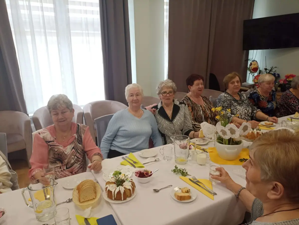 Spotkanie wielkanocne w Dziennym Domu Senior+ w Bolesławcu