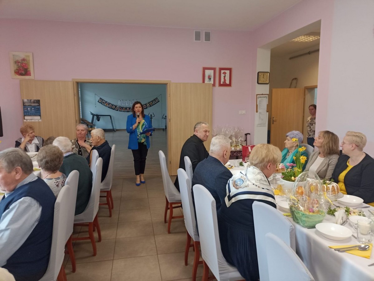 Spotkanie wielkanocne w Dziennym Domu Senior+ w Bolesławcu