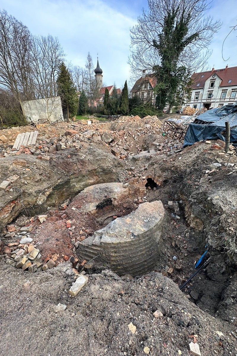 Demontaż zabytkowego pieca