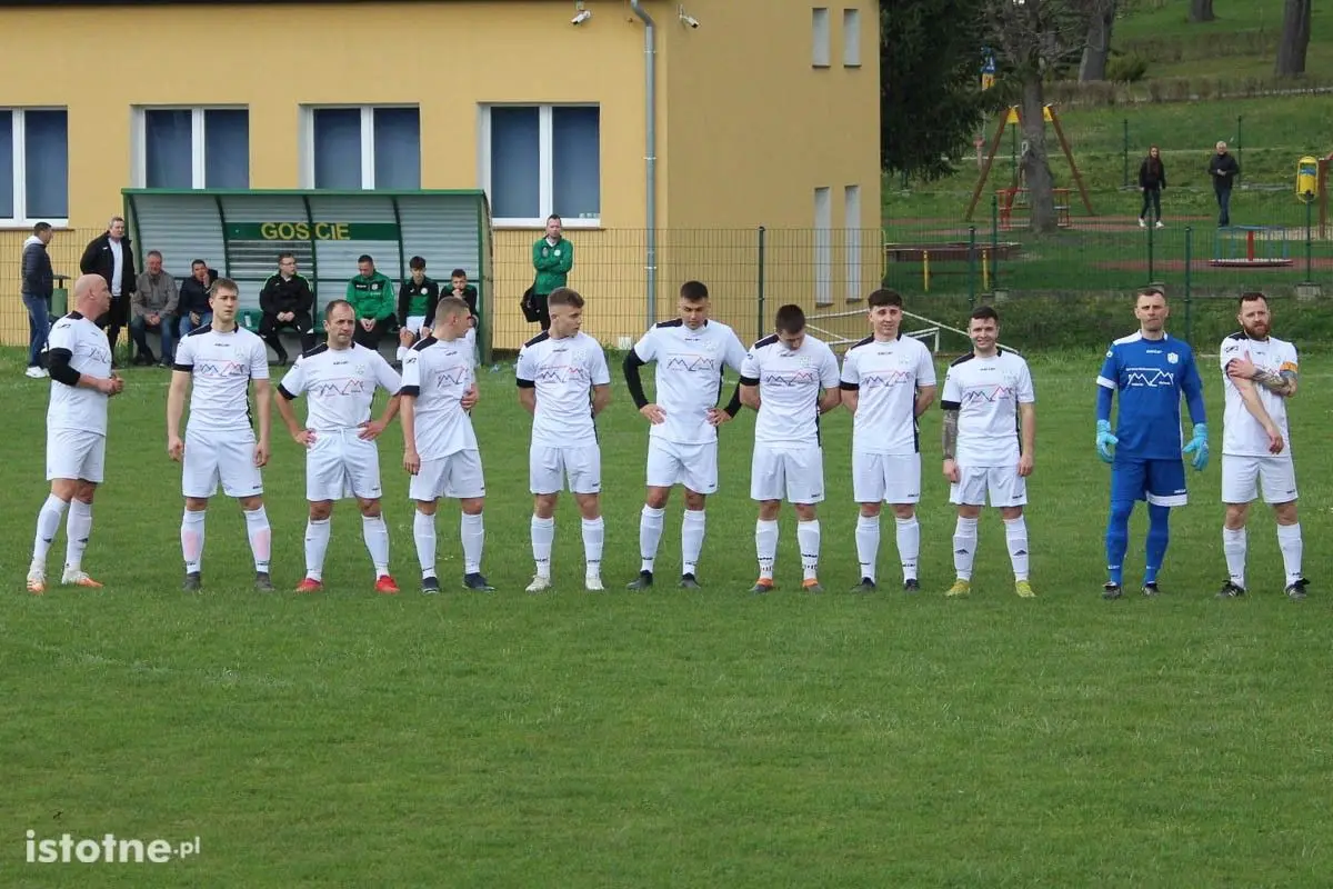Galeria z meczu LKS Ocice - BKS II Bolesławiec