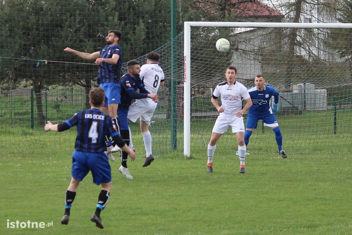 Galeria z meczu LKS Ocice - BKS II Bolesławiec
