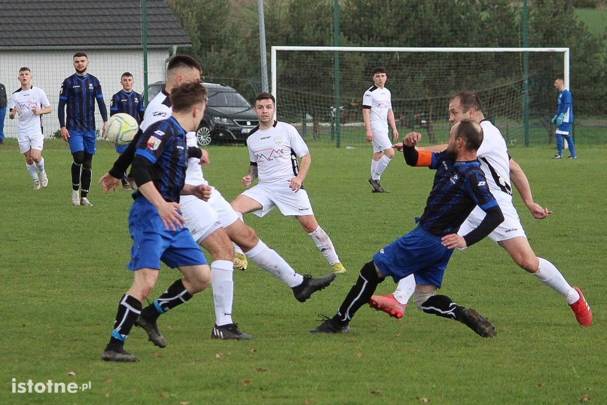 Galeria z meczu LKS Ocice - BKS II Bolesławiec