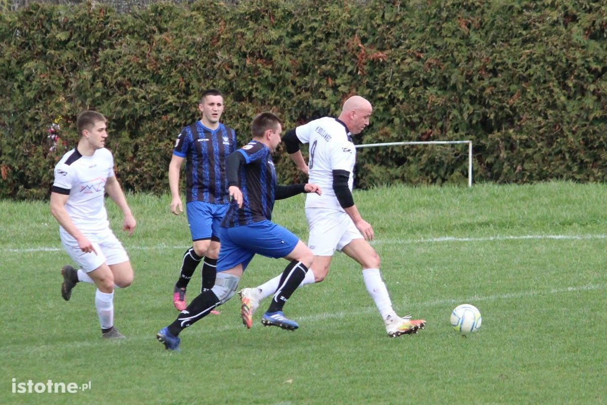 Galeria z meczu LKS Ocice - BKS II Bolesławiec