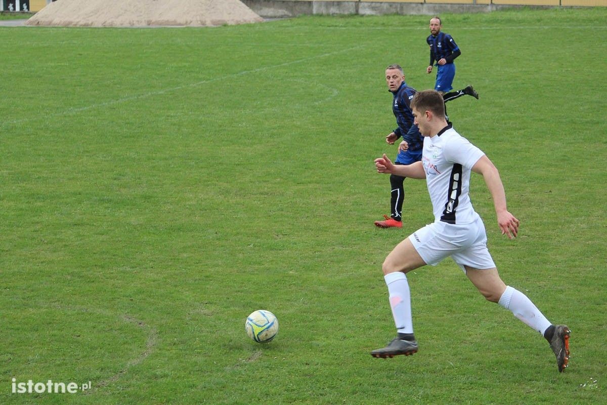 Galeria z meczu LKS Ocice - BKS II Bolesławiec