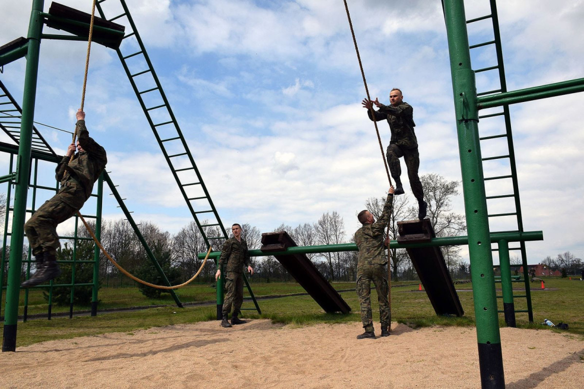 Dzień sportu w 23 Śląskim Pułku Artylerii w Bolesławcu