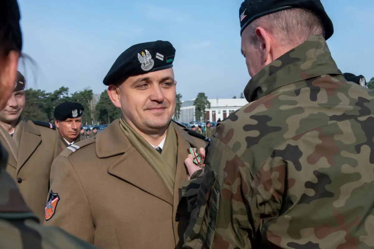 Uroczystość w 10 Brygadzie Kawalerii Pancernej w Świętoszowie