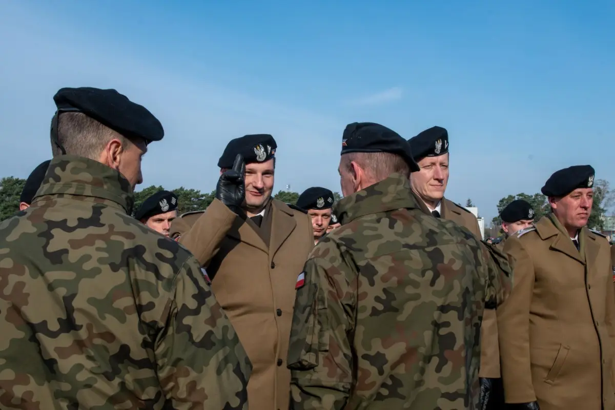 Uroczystość w 10 Brygadzie Kawalerii Pancernej w Świętoszowie