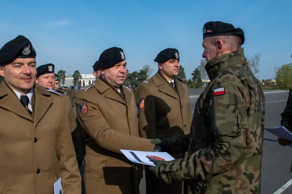 Uroczystość w 10 Brygadzie Kawalerii Pancernej w Świętoszowie