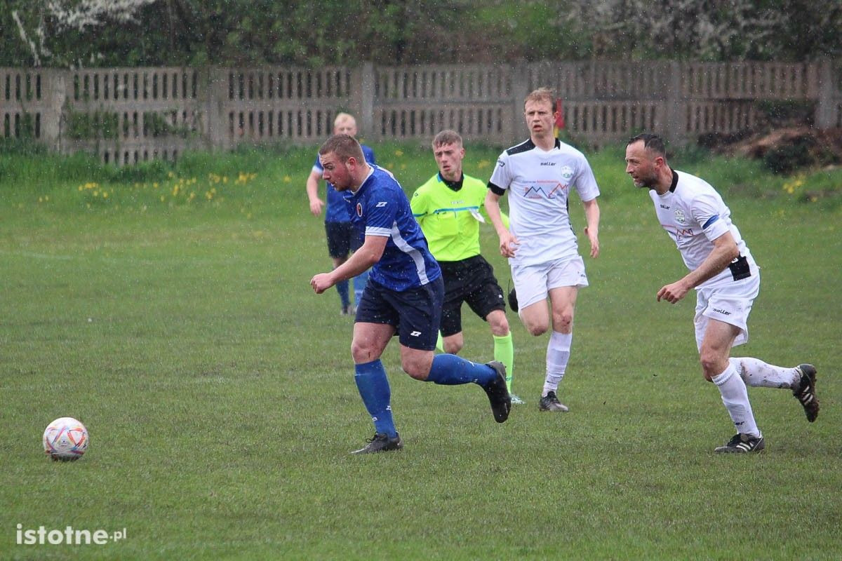 Galeria z meczu BKS II Bolesławiec - GKS Tomaszów Bolesławiecki