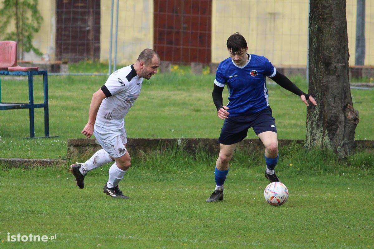 Galeria z meczu BKS II Bolesławiec - GKS Tomaszów Bolesławiecki