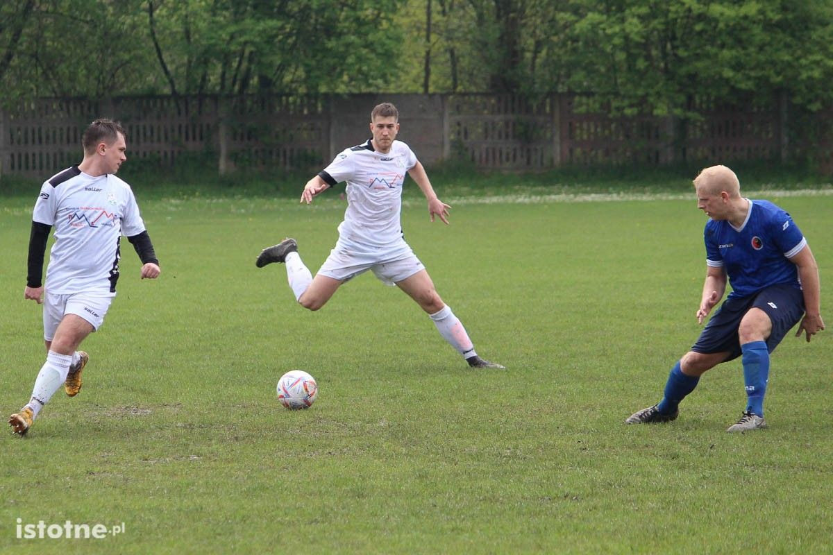 Galeria z meczu BKS II Bolesławiec - GKS Tomaszów Bolesławiecki