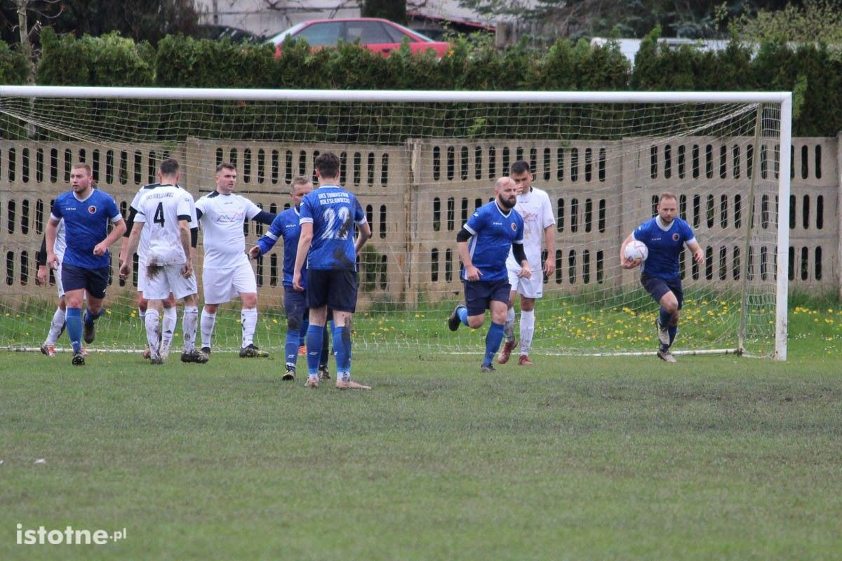 Galeria z meczu BKS II Bolesławiec - GKS Tomaszów Bolesławiecki