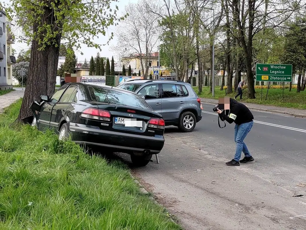 Zderzenie trzech aut przy ulicy Zygmunta Augusta