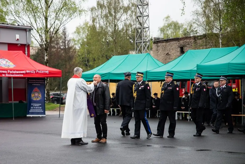 Firefighters’ celebration in Trzebień! Promotions, decorations, new vehicles and fire station opening