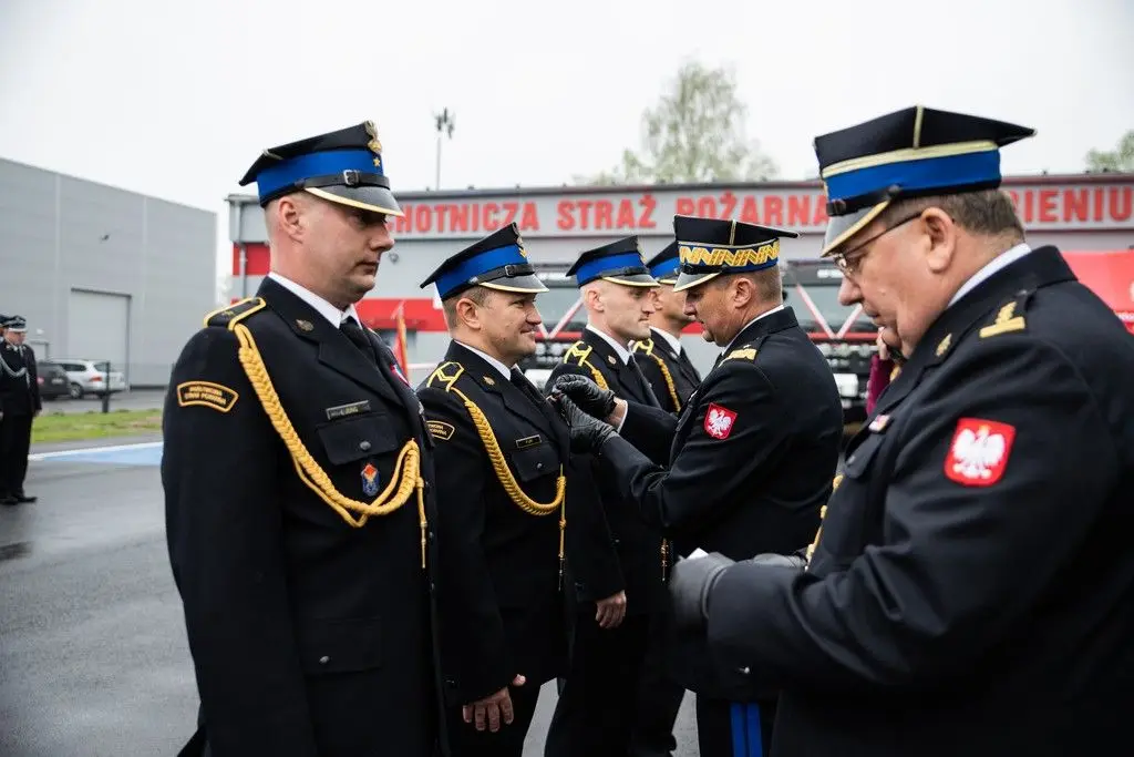 Firefighters’ celebration in Trzebień! Promotions, decorations, new vehicles and fire station opening
