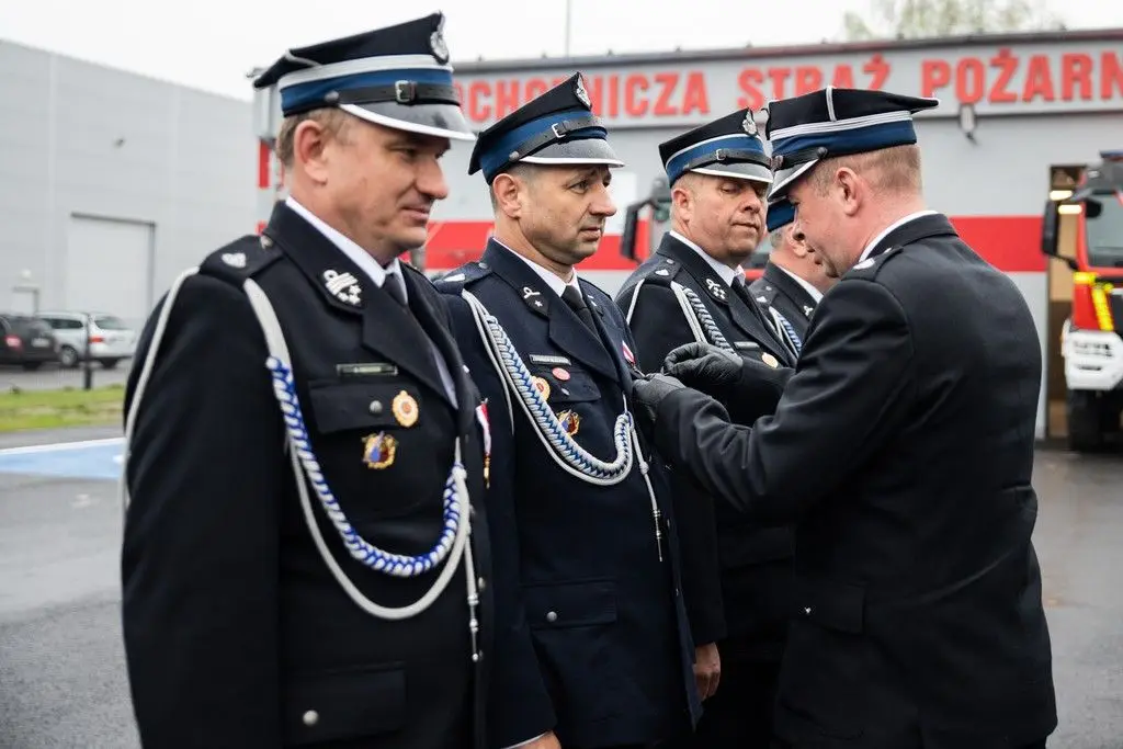 Пожежне свято в Trzebień! Підвищення, відзнаки, нові автомобілі та відкриття пожежної частини