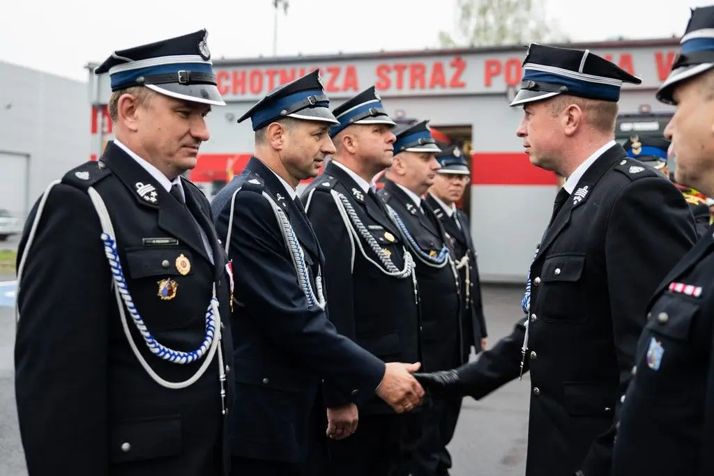 Пожежне свято в Trzebień! Підвищення, відзнаки, нові автомобілі та відкриття пожежної частини