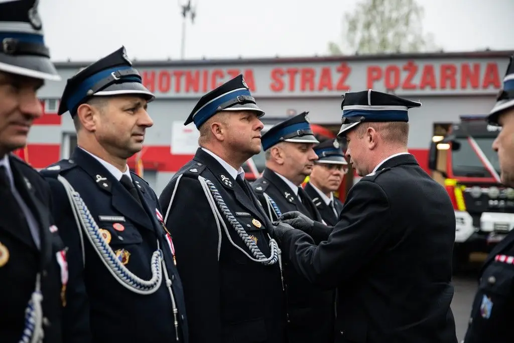 Пожежне свято в Trzebień! Підвищення, відзнаки, нові автомобілі та відкриття пожежної частини