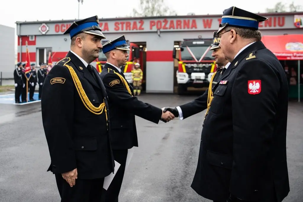 Пожежне свято в Trzebień! Підвищення, відзнаки, нові автомобілі та відкриття пожежної частини