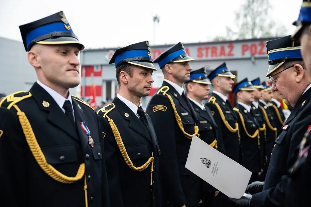 Пожежне свято в Trzebień! Підвищення, відзнаки, нові автомобілі та відкриття пожежної частини