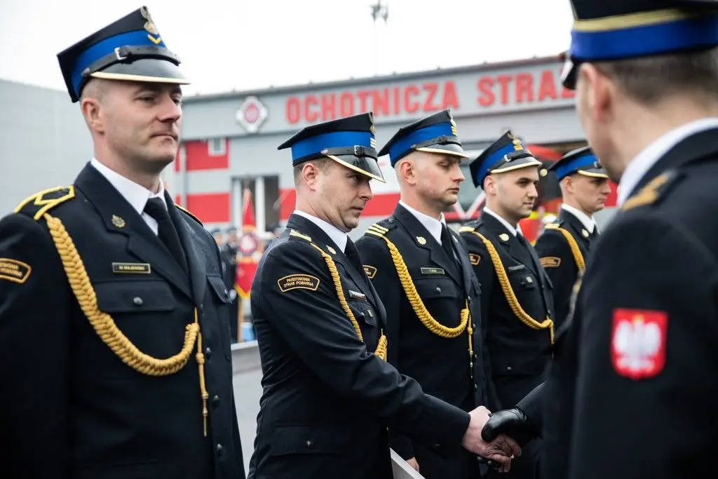 Firefighters’ celebration in Trzebień! Promotions, decorations, new vehicles and fire station opening