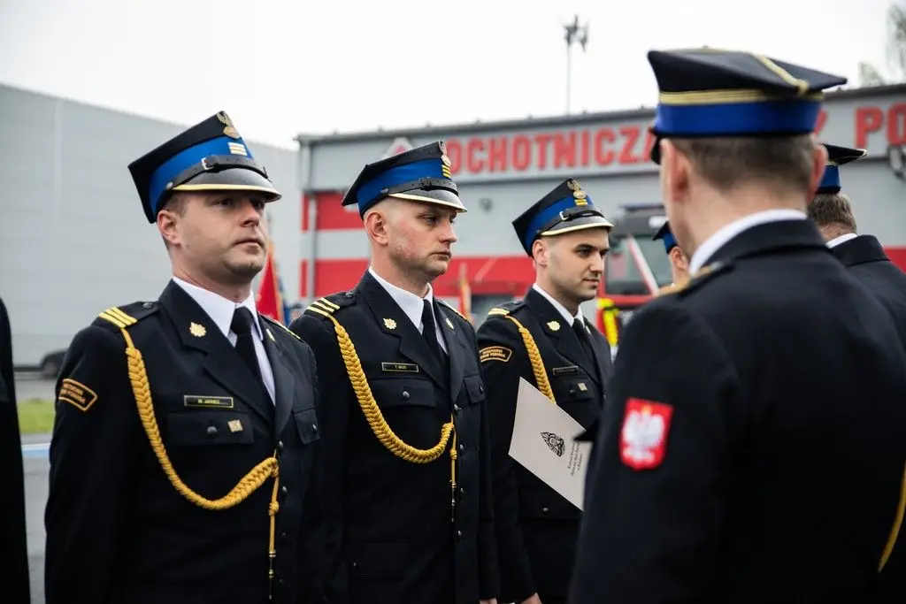 Пожежне свято в Trzebień! Підвищення, відзнаки, нові автомобілі та відкриття пожежної частини