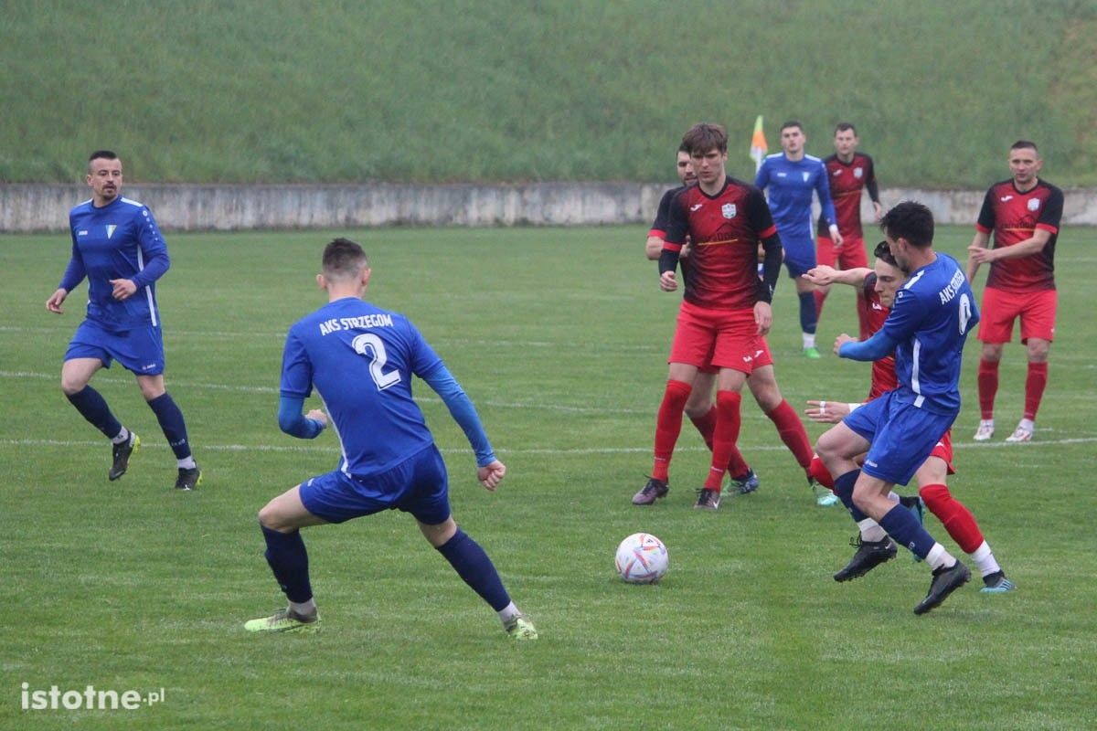 Galeria z meczu BKS Bolesławiec - AKS Strzegom