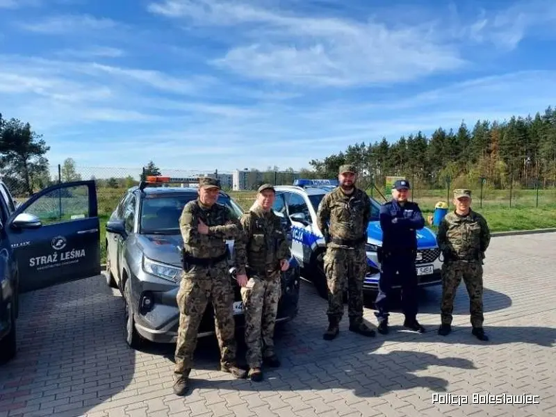 Wspólne patrole policji i straży leśnej