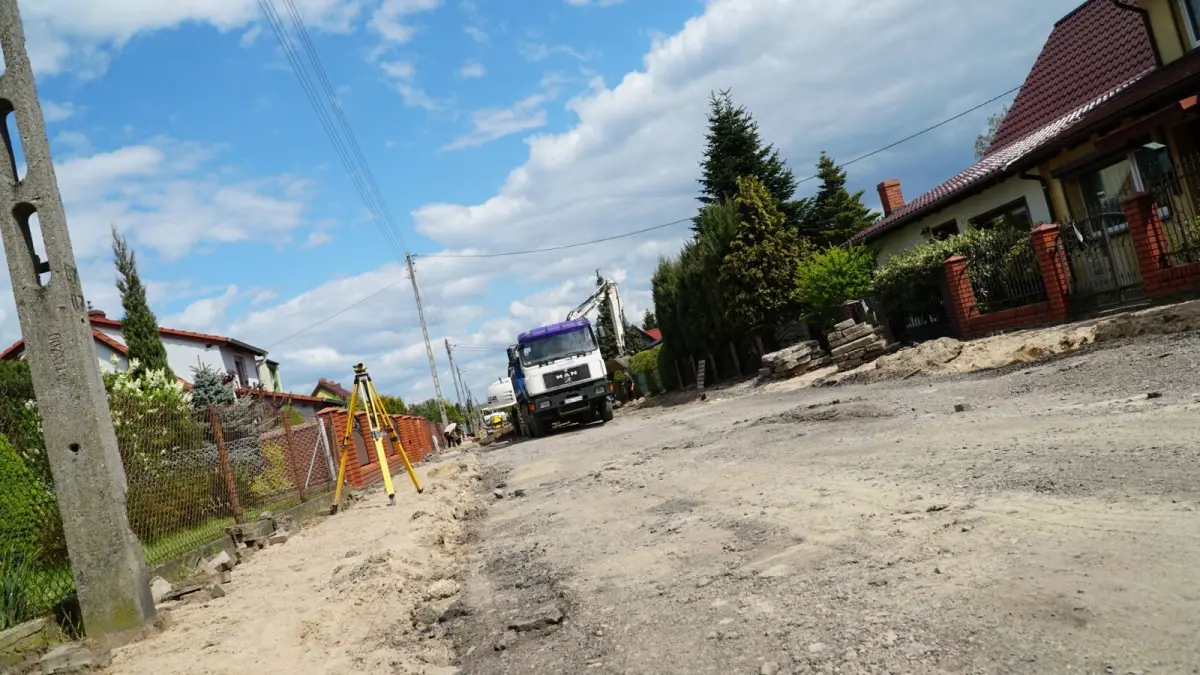 Intensywne prace przy Staszica w Bolesławcu