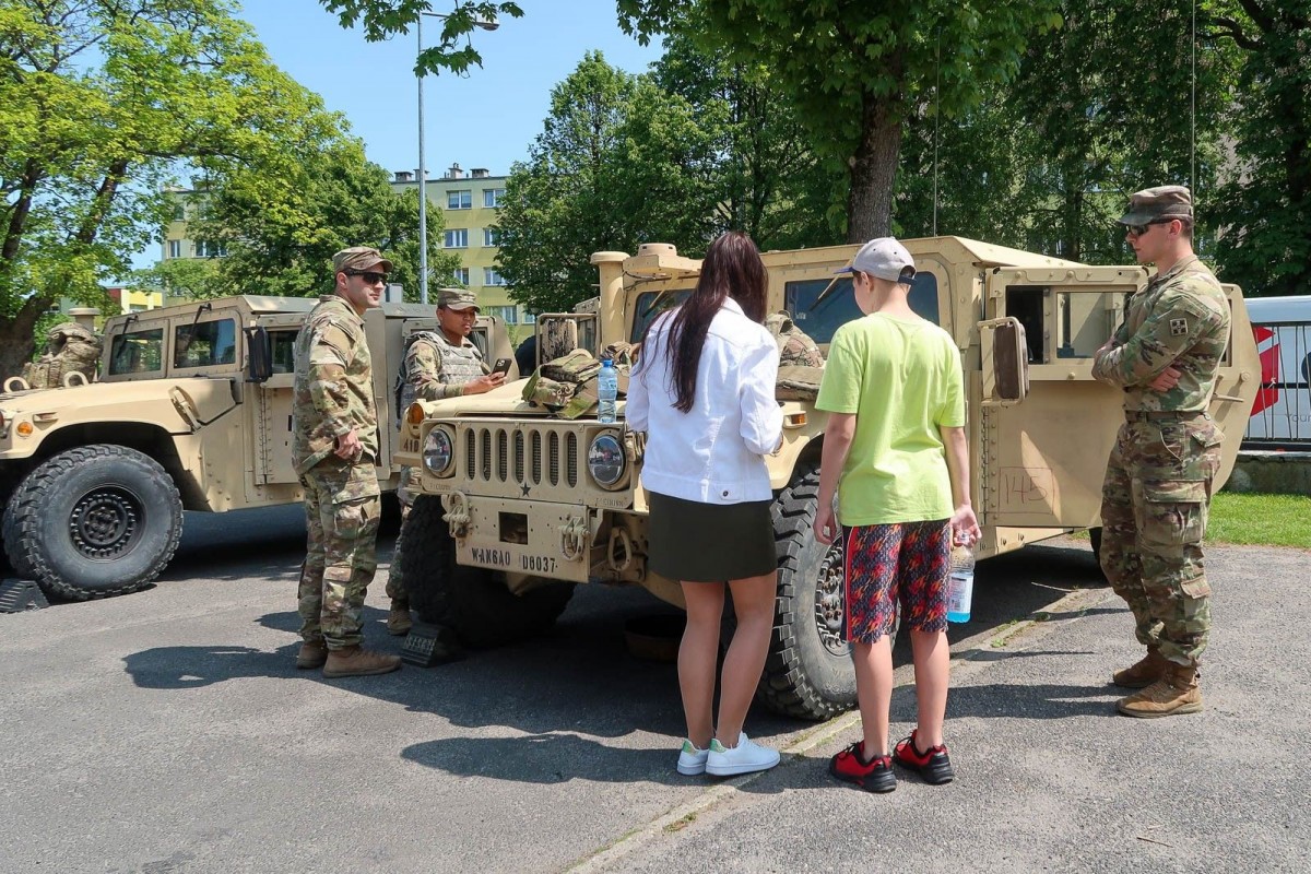 Pokaz sprzętu wojskowego
