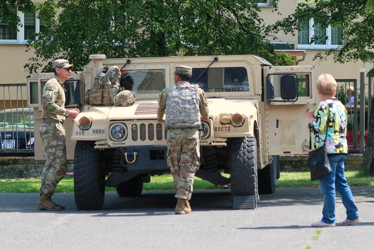 Pokaz sprzętu wojskowego