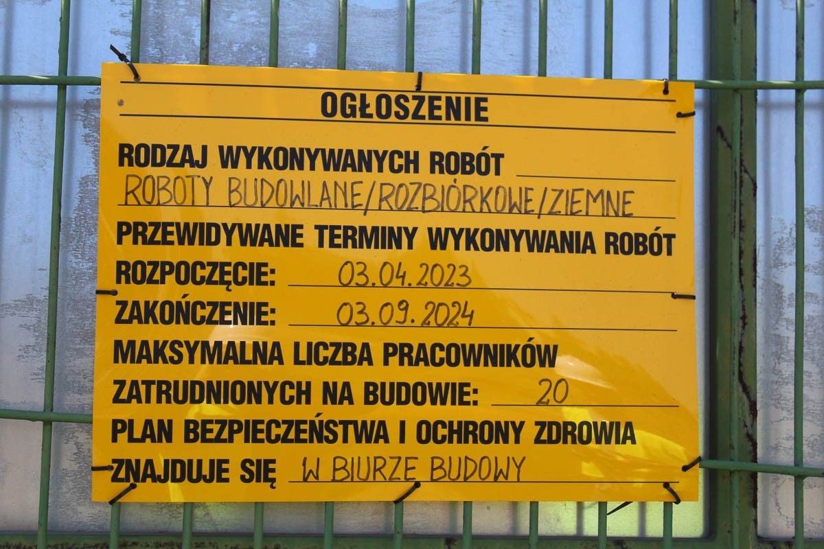 Wizytacja na przebudowywanym stadionie w Bolesławcu