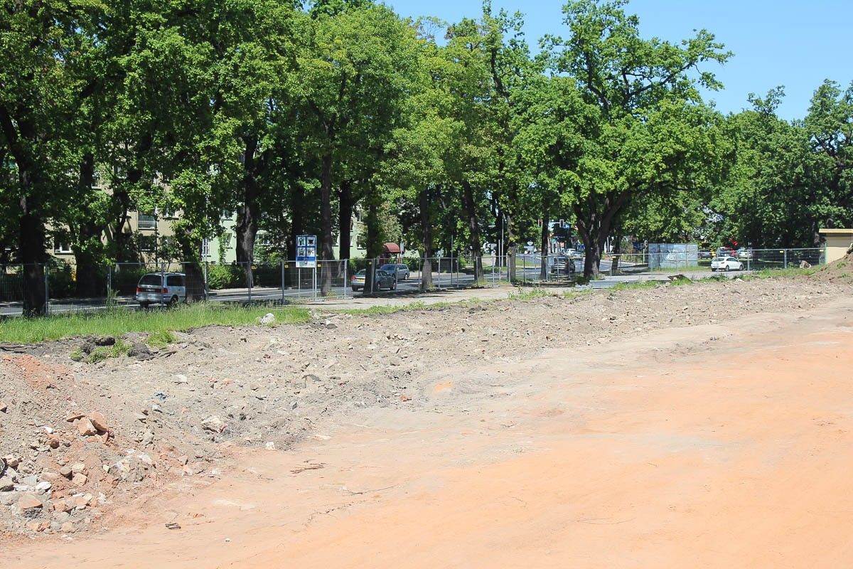 Wizytacja na przebudowywanym stadionie w Bolesławcu