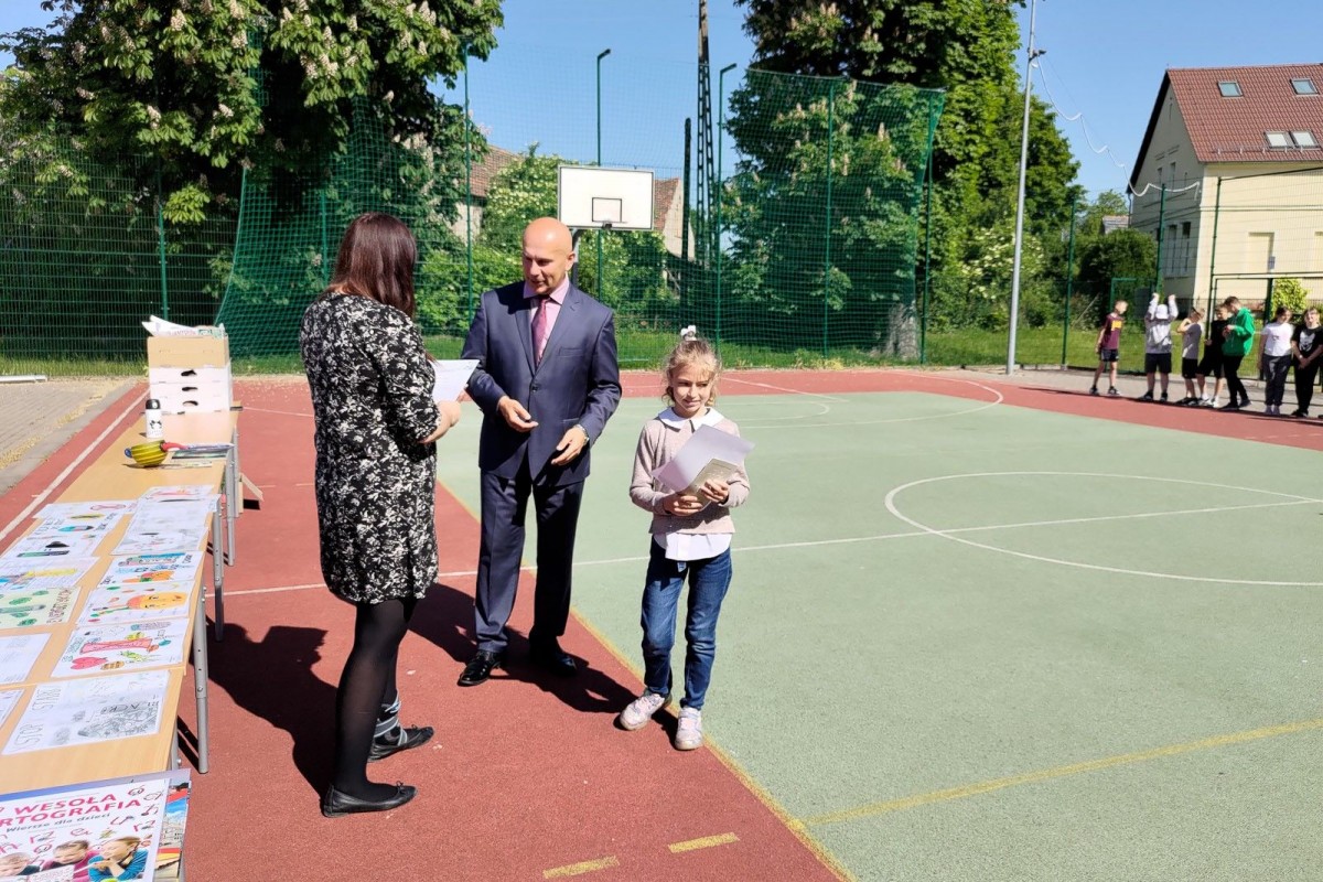 Konkurs Stop Energetykom w SP w Szczytnicy