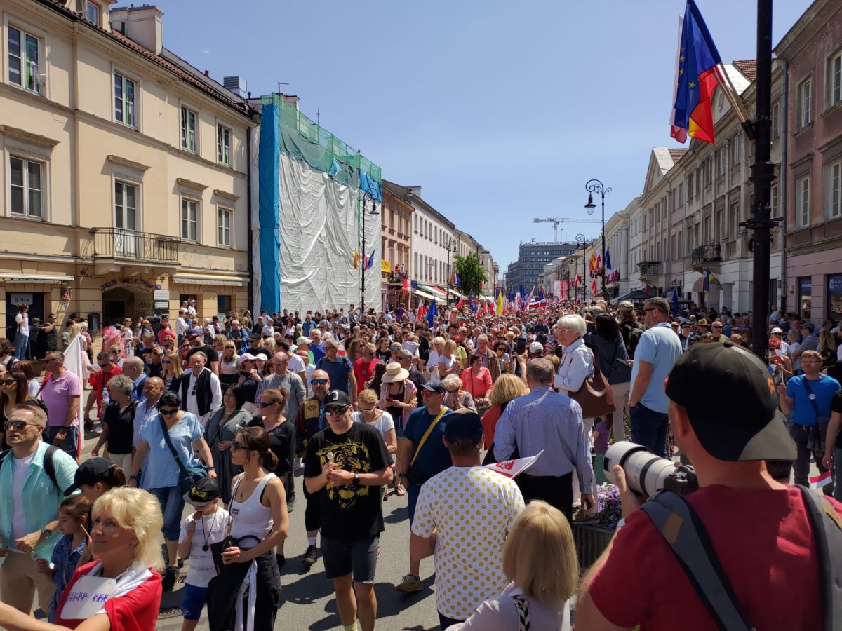 Trwa Marsz 4 czerwca w Warszawie