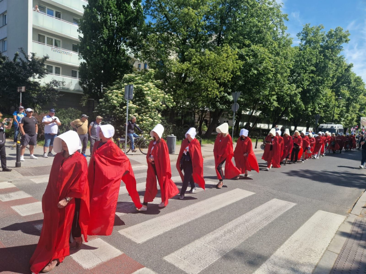 Trwa Marsz 4 czerwca w Warszawie