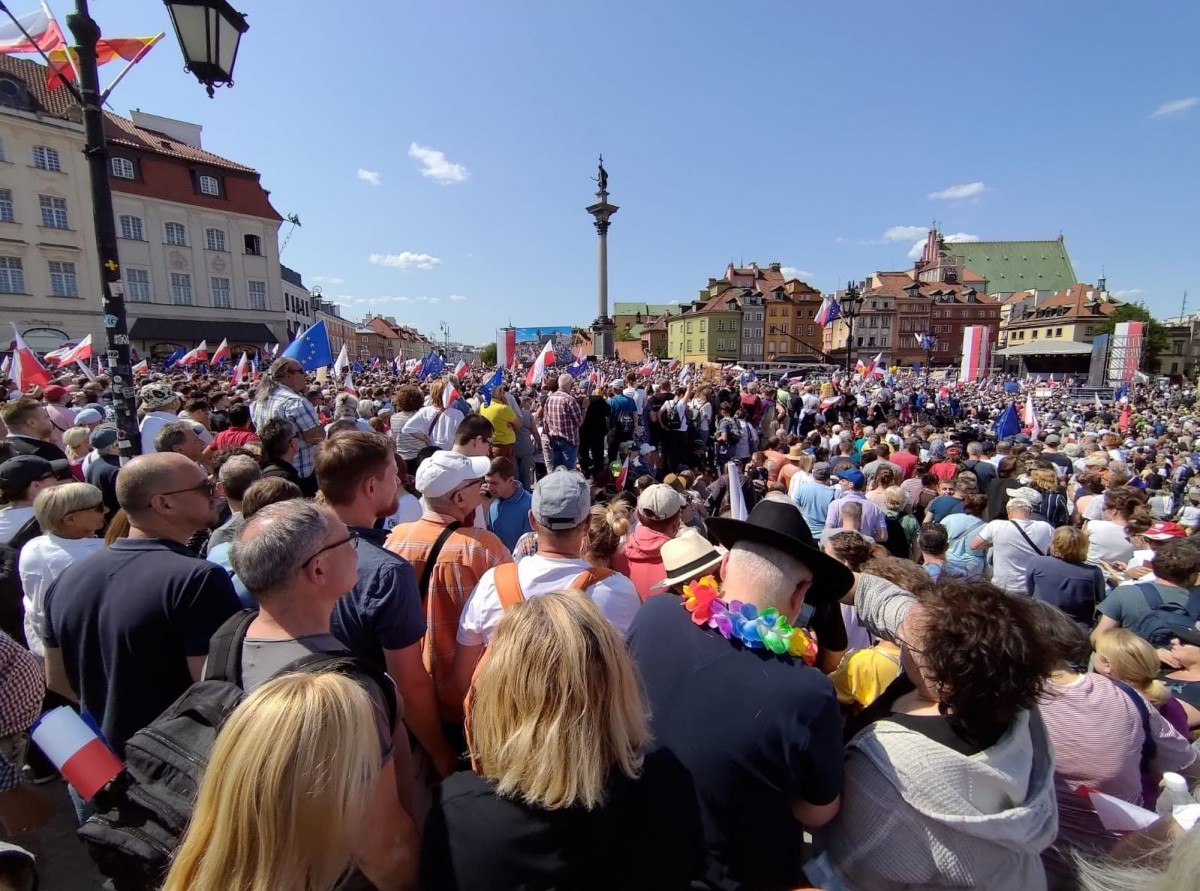 Trwa Marsz 4 czerwca w Warszawie