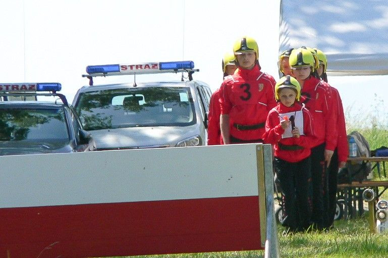 Młodzi strażacy z Nowej Kuźni najlepsi w powiecie