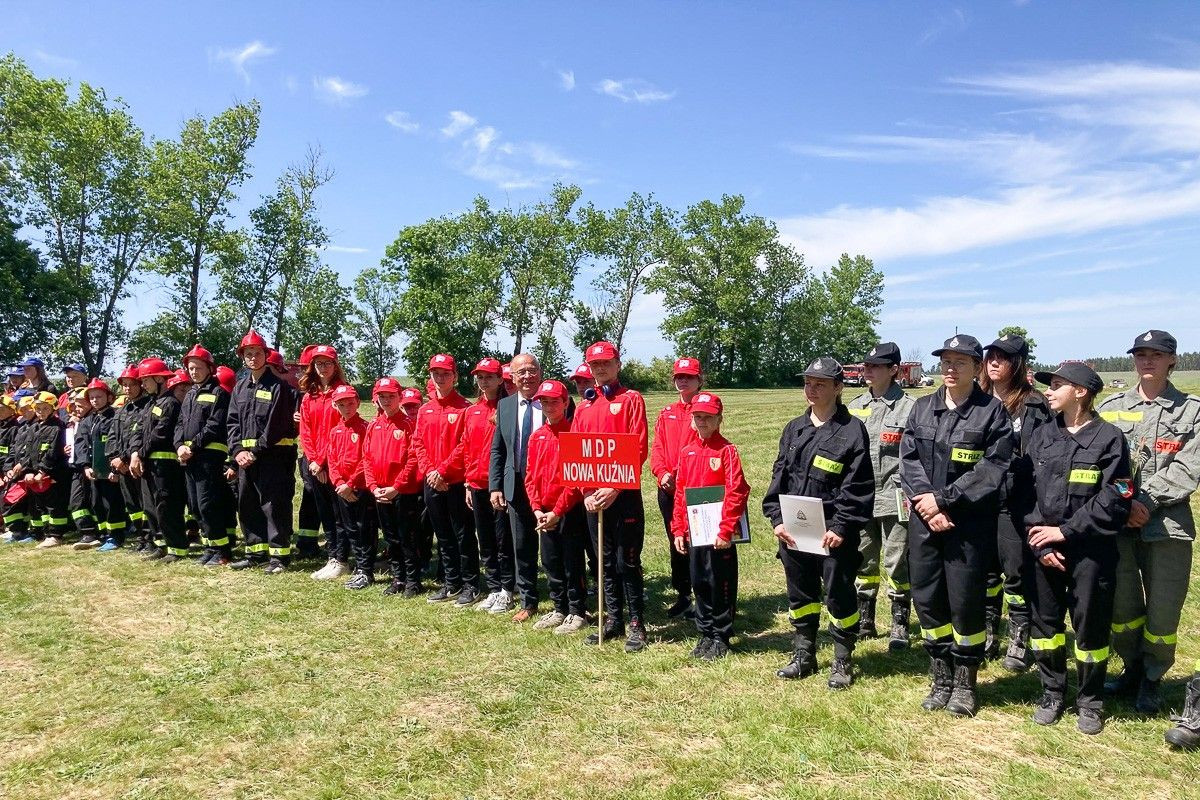 Młodzi strażacy z Nowej Kuźni najlepsi w powiecie