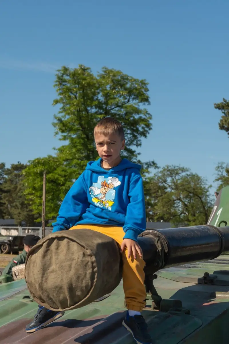 Przysięga w 10 Brygadzie Kawalerii Pancernej w Świętoszowie