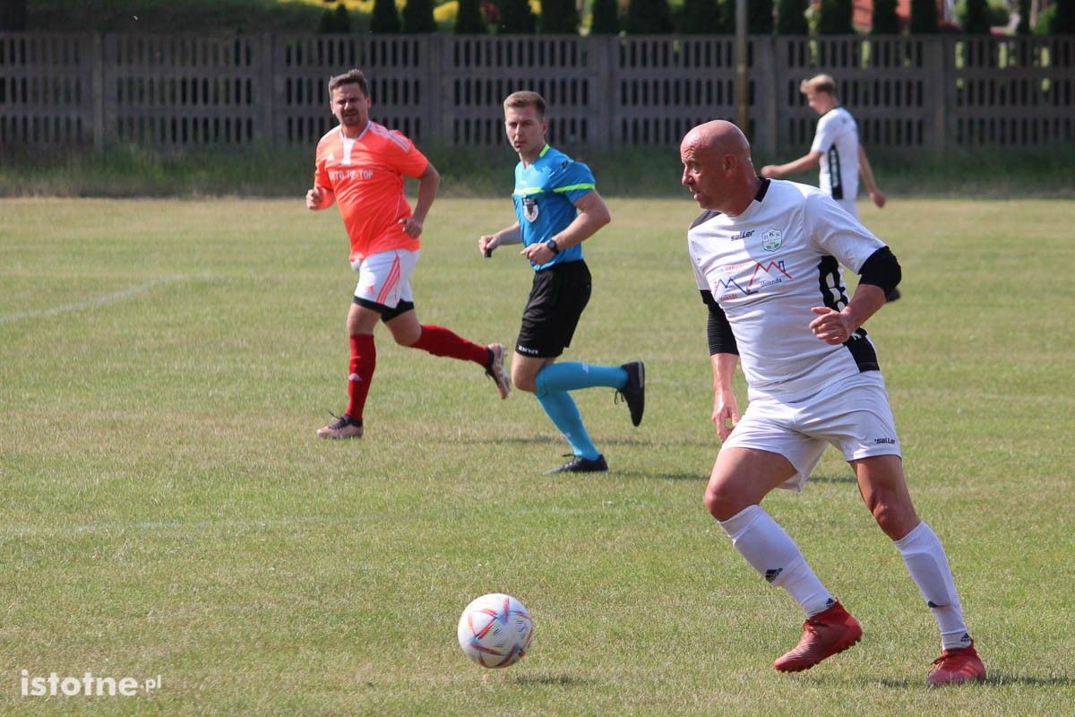 Galeria zdjęć z meczu BKS II - Sparta Zebrzydowa