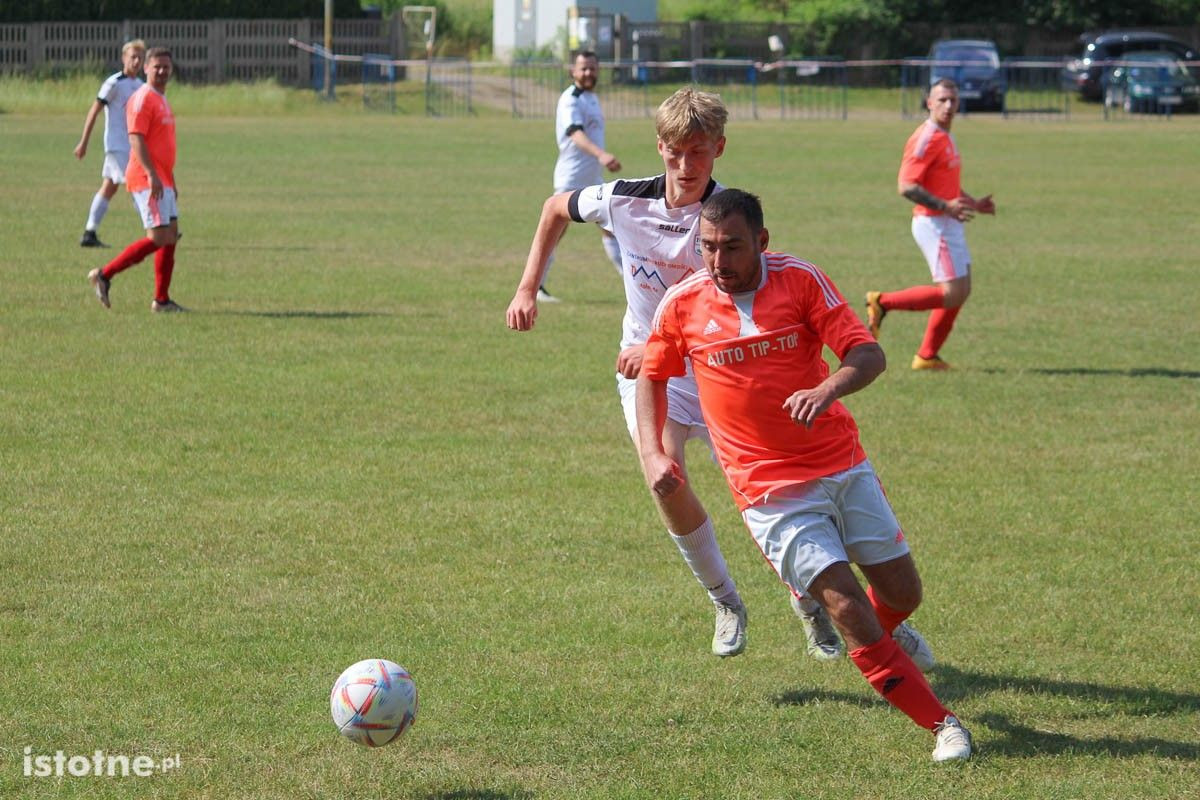 Galeria zdjęć z meczu BKS II - Sparta Zebrzydowa