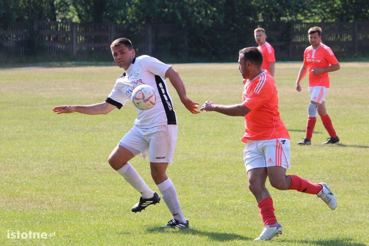 Galeria zdjęć z meczu BKS II - Sparta Zebrzydowa